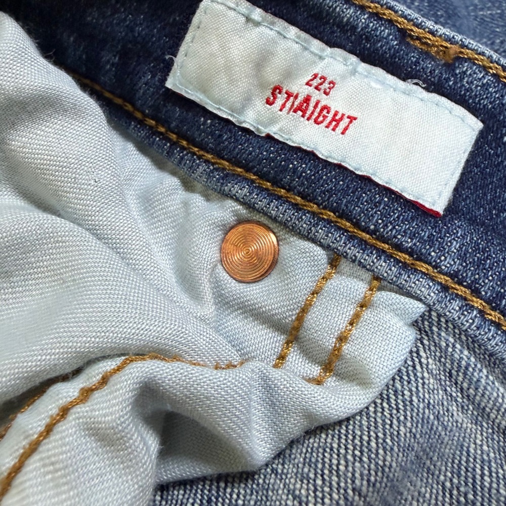 Lucky Brand 223 Straight Mens Jeans 36x30 Medium Wash Blue Denim F00168 - Picture 4 of 11